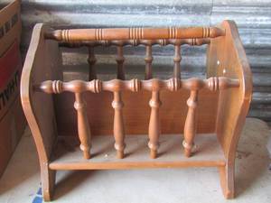 lot 97 image: magazine table  rack