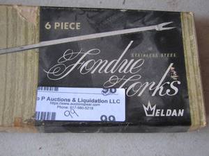 lot 99 image: 6 piece fondant forks