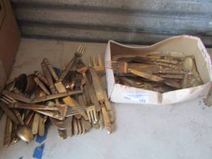 lot 103 image: Large lot of Silverware - A VARIETY