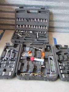 lot 108 image: Misc. TOOL LOT