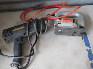 lot 116 image: Wagner heat gun,  Black and Decker jig saw