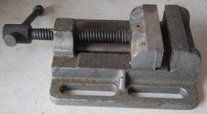 lot 20 image: Vice