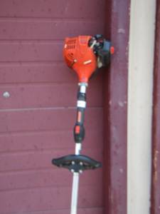 lot 3 image: Echo SRM 225 gas operated weed eater