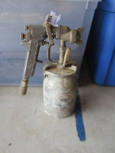 lot 158 image: paint sprayer
