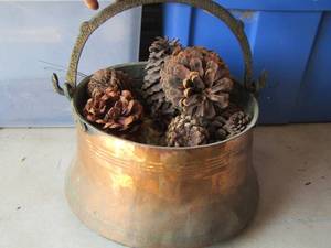 lot 167 image: COPPER BUCKET  Full of pine cones