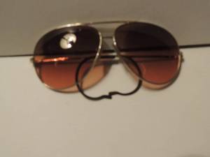 lot 218 image: SHOOTERS GLASSES