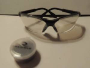 lot 208 image: SHOOTER SAFETY GLASSES  & RADIANS EAR PLUGS