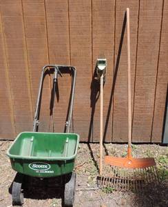 lot 71 image: Seed spreader rake weed puller