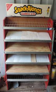 lot 97 image: Snack shelf
