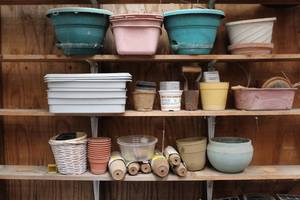 lot 80 image: Gardening pot lot get all in pictures