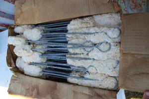 lot 134 image: Barrel mops