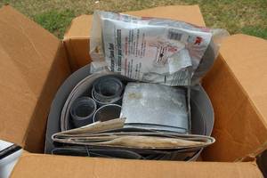 lot 152 image: Lot of metal