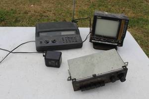 lot 153 image: Small white and black TV ,radio shack pro-2015 and radio
