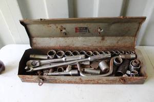 lot 184 image: Musky Toolbox of sockets and more see picture