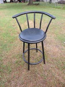 lot 112 image: Swivel barstool