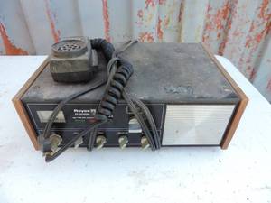 lot 126 image: Royce am base station transceiver