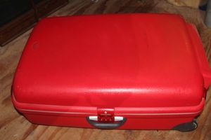 lot 356 image: Large Samsonite Hard Shell Wheeled Suitcase