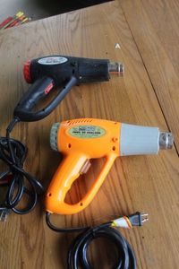 lot 262 image: Two Heat Guns