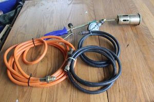 lot 263 image: Propane Torch and Propane lines