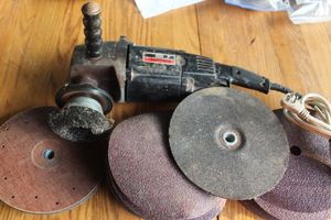 lot 268 image: 7 Grinder with Wire Wheel and Quantity of Sanding Discs, Variety of Grits