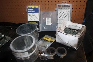 lot 276 image: Misc Hardware