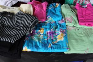 lot 366 image: Womens Clothing, size L