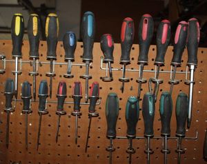 lot 289 image: Screwdrives