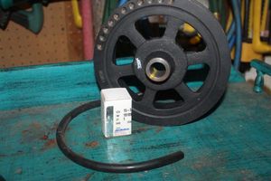 lot 418 image: Harmonic Balancer and Relay, possibly Dodge Caravan