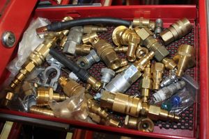 lot 433 image: Supply Of Air CompressorFittings and More