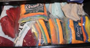 lot 463 image: Shop Towels, Microfiber Cloths, and Cotton Cloths