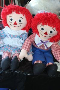 lot 476 image: Raggedy Ann and Andy Dolls