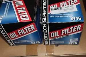 lot 45 image: Supertech Oil Filters Fits Select 1994-2008 Dodge Ram 1500 and 1993-2008 Jeep Grand Cherokees