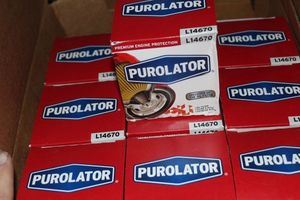 lot 58 image: Ten Purolator L14670 Oil filters Fits Chrysler 300 Various years from 1999 and  up, 2007 Aspen 1995-2000 Cirrus LX, LX1 and 1999 Cirrus