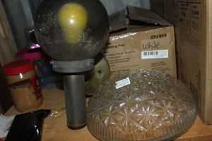 lot 104 image: Outdoor Light with Yellow Bulb and Light fixutre Cover