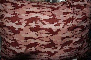 lot 117 image: Dog Bed