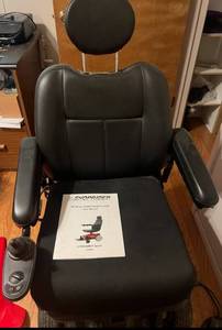 lot 360 image: Shoprider Streamer Sport Rear Wheel Drive Electric Chair