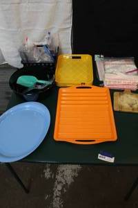 lot 15 image: Serving trays and paper straws plastic ware and more
