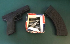 lot 24 image: combat bb gun  bb gun clip dont go to the bb gun here and co2 cartridges