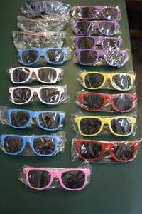 lot 56 image: lot of kids sunglasses