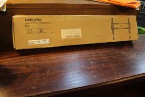 lot 111 image: TV mount 37-55 inch tv