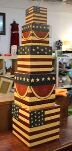 lot 114 image: Stackable boxes