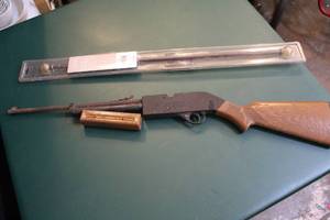 lot 180 image: 760 Pumpmaster Crosman airgun  going to need something to work  petit cafe hardware set