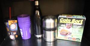 lot 222 image: Coin sorter  thermos and cups