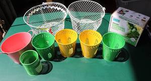 lot 281 image: lot of metal baskets and a gardening starter kit