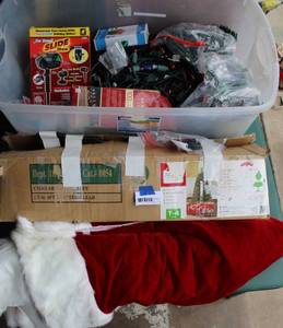 lot 302 image: Christmas tree  tree skirt  lights and more see all pictures