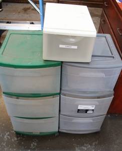lot 312 image: plastic drawers see pic