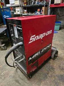 lot 4 image: Snap-On MIG 220 MIG Welding System w Cart