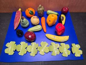 lot 85 image: Lot of 22 Pieces of Vintage Hand Painted Ceramic Fruit & Vegetables.  Made in Mexico