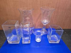 lot 106 image: Lot of Vintage Scandinavian Jaakko Liikanen Clear Art Glass