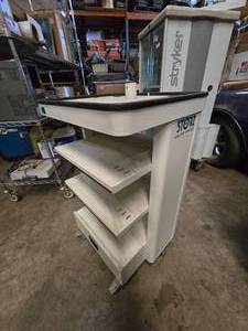 lot 142 image: Storz Rolling Medical Shelf w Power